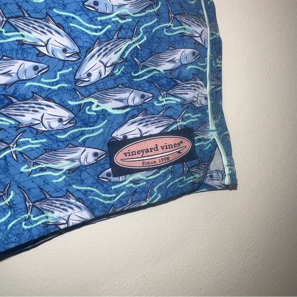 Vineyard Vines Boys Blue Swim Trunks Size Small Fish Print Mesh Lined - Picture 2 of 8